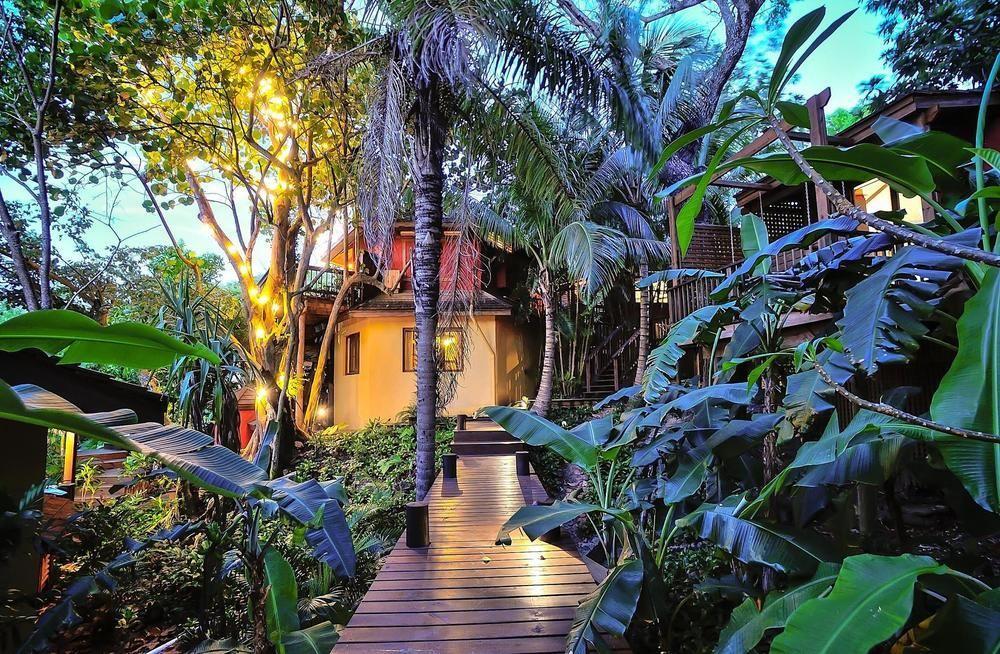 Mayoka Boutique Hotel (Adults Only) Sandy Bay Exterior photo